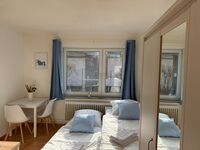 Helles Studio nahe Hamburg | A1 und A24 Bild 1 Helles Studio nahe Hamburg | A1 und A24 Bild 1