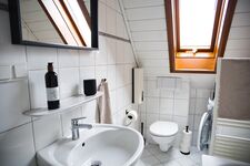 Wohnung für 4 | Sonniger Balkon | WLAN | Parkplatz Bild 8 Wohnung für 4 | Sonniger Balkon | WLAN | Parkplatz Bild 8