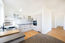 Monteurwohnung - WLAN, Parkplatz, Balkon – bis 12 Personen Bild 3 Monteurwohnung - WLAN, Parkplatz, Balkon – bis 12 Personen Bild 3