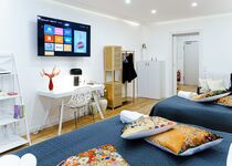 7 Personen, am Rathaus direkt Tiefgarage 20.30 bis 8.30 frei Bild 1 7 Personen, am Rathaus direkt Tiefgarage 20.30 bis 8.30 frei Bild 1