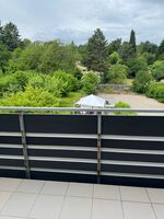 Blick vom Balkon, Parkplätze für unsere Gäste Blick vom Balkon, Parkplätze für unsere Gäste