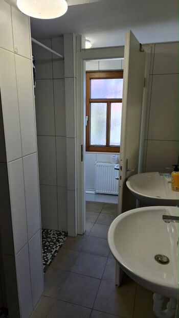 Haus - 9 Zimmer - 1-Bett-Zimmer - neues Bad Bild 3 Haus - 9 Zimmer - 1-Bett-Zimmer - neues Bad Bild 3