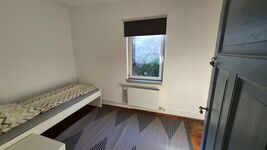 Haus - 9 Zimmer - 1-Bett-Zimmer - neues Bad Bild 2 Haus - 9 Zimmer - 1-Bett-Zimmer - neues Bad Bild 2