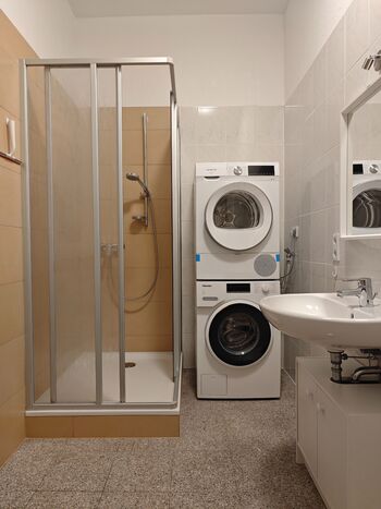 DUK42a Picture 2 DUK42a Picture 2