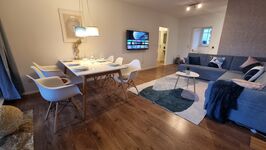 Esstisch im Wohnzimmer Esstisch im Wohnzimmer