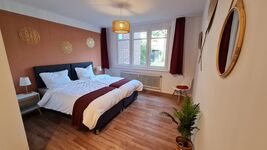 Schlafzimmer mit 2 Einzelbetten oder alternativ einem Doppelbett Schlafzimmer mit 2 Einzelbetten oder alternativ einem Doppelbett
