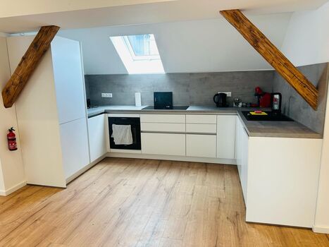 8 Wohnungen in Pöttmes, je Wohnung 1 Firma. Privat Parkplatz Bild 2 8 Wohnungen in Pöttmes, je Wohnung 1 Firma. Privat Parkplatz Bild 2
