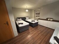 Große 4-Zimmer-Unterkunft in München für bis zu 9 Personen Bild 3 Große 4-Zimmer-Unterkunft in München für bis zu 9 Personen Bild 3