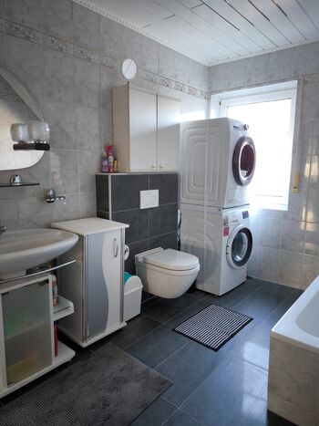 Monteurunterkunft in Andernach bei Koblenz mit 1-7 Betten. Monteurunterkunft in Andernach bei Koblenz mit 1-7 Betten.