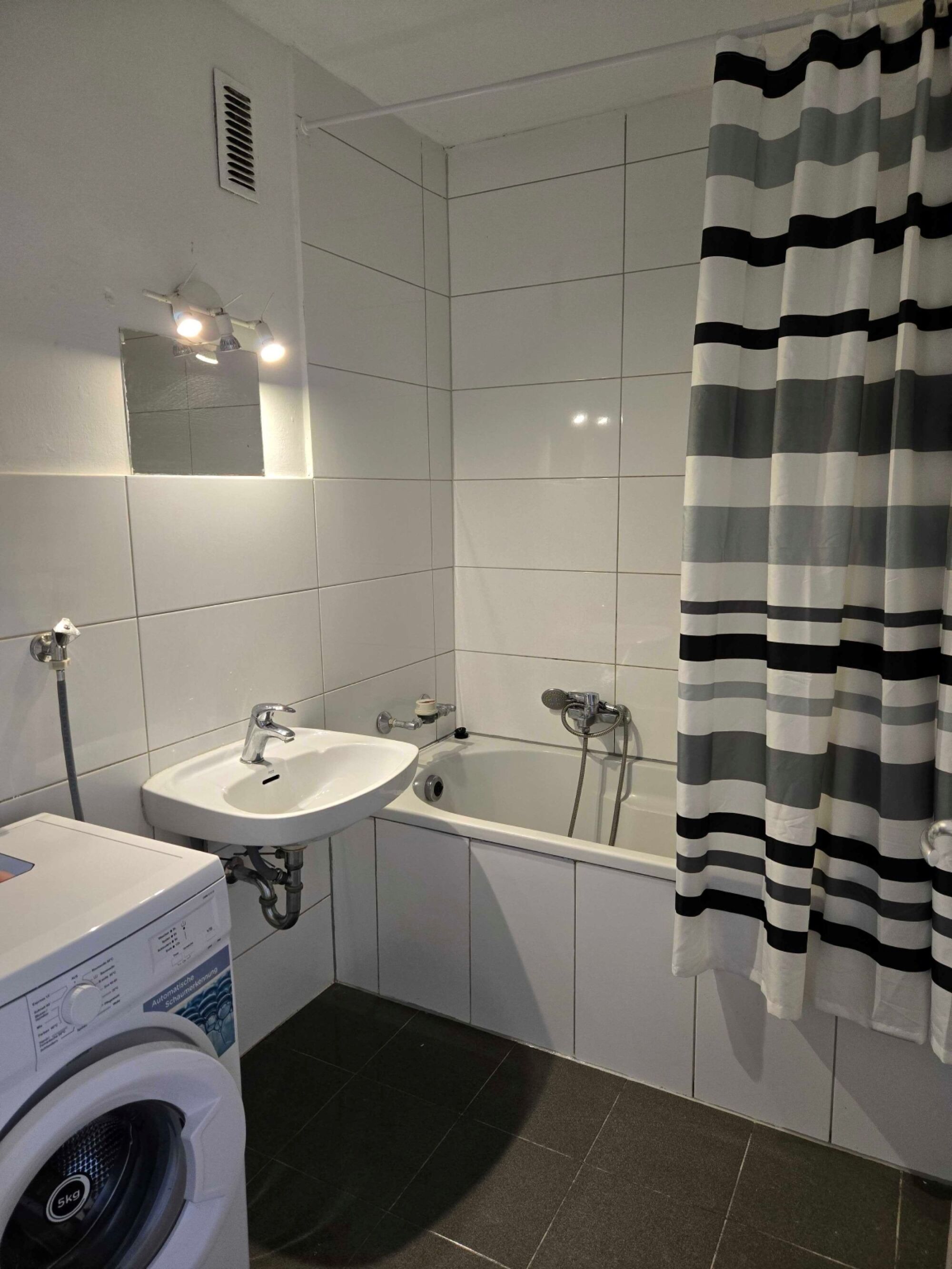 Badezimmer 1 Badezimmer 1