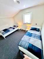200 m² Wohnung Verl NEU!!! 2-Bäder/2 WC`s/5 Schlafzimmer Bild 14 200 m² Wohnung Verl NEU!!! 2-Bäder/2 WC`s/5 Schlafzimmer Bild 14