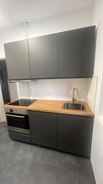 TOP Monteurwohnung für 5 / Parkplätze / sehr ruhig TOP Monteurwohnung für 5 / Parkplätze / sehr ruhig