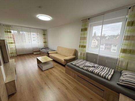 Schlafzimmer 2 (2x Betten + 1x Schlafsofa) Schlafzimmer 2 (2x Betten + 1x Schlafsofa)