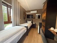 Zweibettzimmer mit Gemeinschaftsbad Zweibettzimmer mit Gemeinschaftsbad