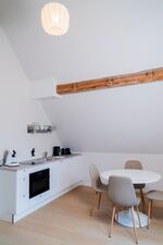 Top eingerichtet | Einzelbetten | Parken u. WLAN | 1-2 Zi Bild 1