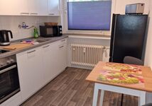 NEU!!! Vollausgestattete Wohnung mit neuen Möbeln! Bild 8