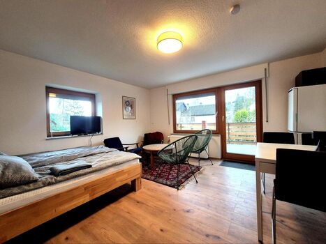 WG Zimmer und Wohnungen in Haus mit großem Garten und Grillplatz Bild 4