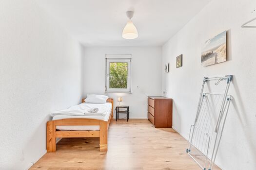 NEU Monteurhaus in Nürtingen, WiFi, Smart TV, Waschmaschine Picture 5