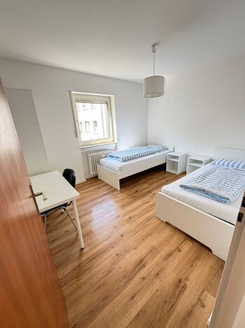 Zentrale Lage für bis zu 8 Monteure