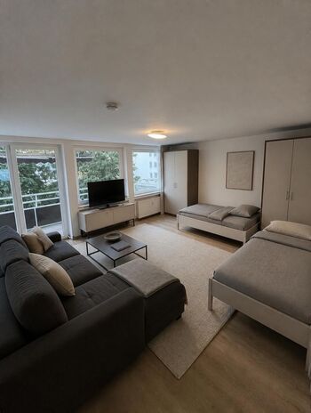 🏠 Monteurwohnung Leverkusen | bis 7 Personen | 📶 WLAN 🧺 Waschmaschine Zdjęcie 3