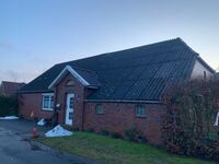 Hauseingang Oberwohnung mit 1 Stellplatz