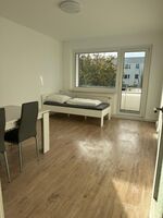 3-Raum Wohnung mit Parkplatz in Rostock Bild 1