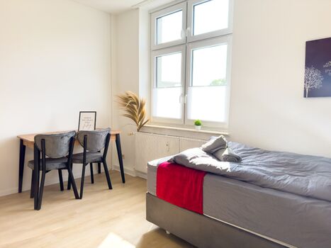 Monteurzimmer- und Ferienwohnung in Oberhausen Bild 2