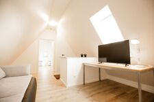 Monteur-Haus: 5 SZ, 7 Betten, Wallbox, Parkplatz, Garten Bild 23