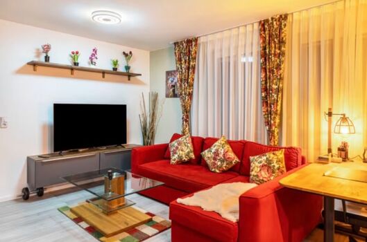 Flachbildschirm mit Netflix und YouTube 