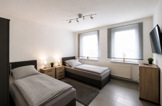 MK Homes | Monteurhaus an der A1 / Neustadt / Eutin / Süsel / Scharbeutz Bild 4