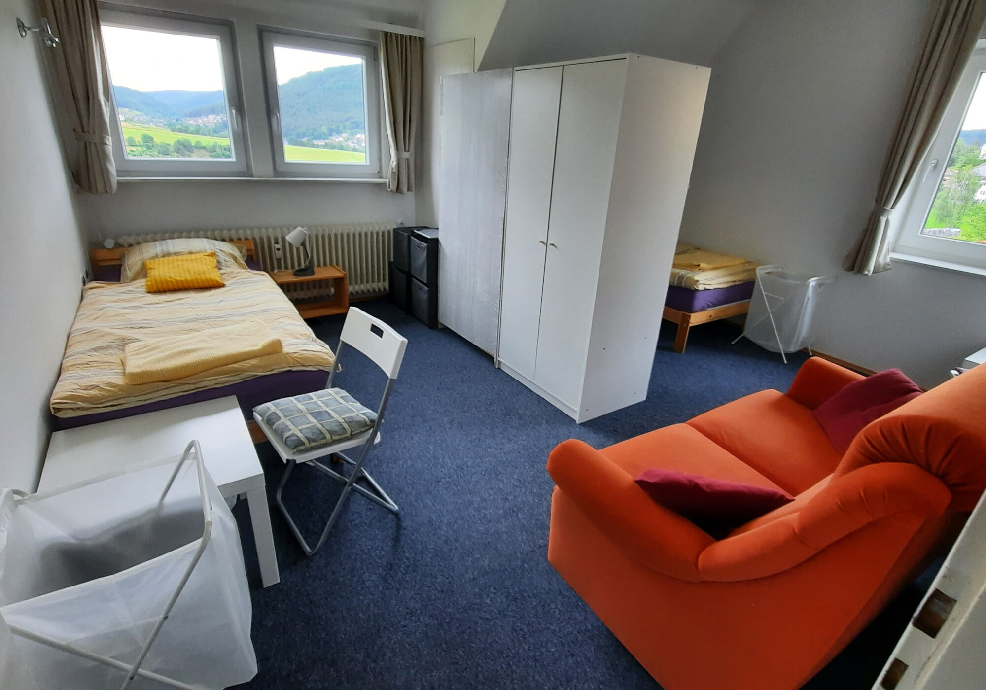 Schlafzimmer 2