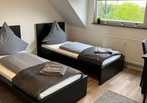 🏠C&V Monteurwohnung & Messewohnung Essen 3 Bild 1