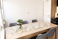 22b große Wohnung mit Balkon, SmartTV und Wlan Bild 6