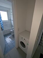 Moderne 3-Zimmer-Wohnung + Gäste-WC, Vollbad, WaMa, SpüMa,TV Bild 6