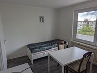 Moderne 3-Zimmer-Wohnung + Gäste-WC, Vollbad, WaMa, SpüMa,TV Bild 17