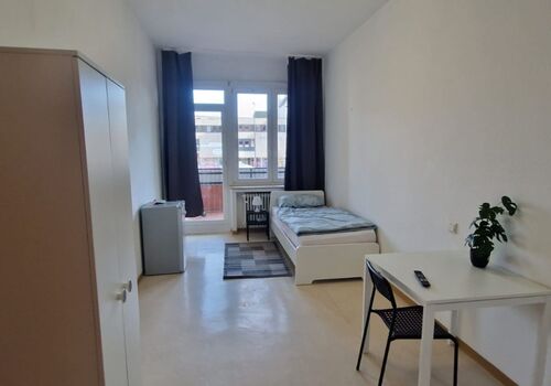 Große helle Wohnung in Top Lage! Bild 3