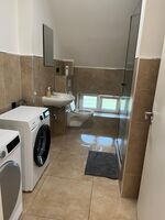 Große helle Wohnung in Top Lage! Bild 11