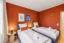 Renoviert | 3 Zi. 6 Betten | Netflix • Xbox • 3 Balkone Bild 1