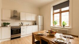 FL1 / TOMASZ-LIVING in FLENSBURG - WLAN + Parken Bild 3