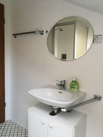Wohnung / Zimmer mit viel Platz in ruhiger Lage Picture 4