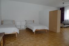 Großes Wohn- und Schlafzimmer