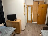Pension Kalifornia Zimmer 8 Bild 2
