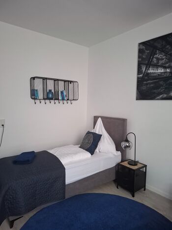 Stilvoll-Zentral-Bahnhof-Altstadt-Mediapaket-W6 Picture 3