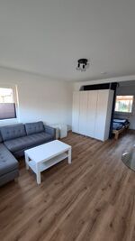 Wohn/Schlafzimmer mit TV