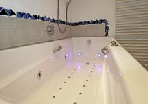 Whirlpool im Badezimmer