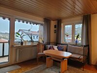 schöne, helle 4 - Zimmer Wohnung in Altenmarkt an der Alz Bild 8