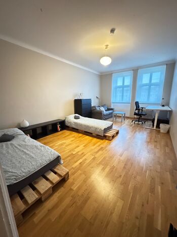 Zentrale Unterkunft in Berlin für Pendler & Handwerker – 3 Zimmer & WLAN Bild 3