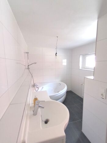 3-ZimmerWohnung mit 7 Schläfplätzen mit WIFI Bild 3