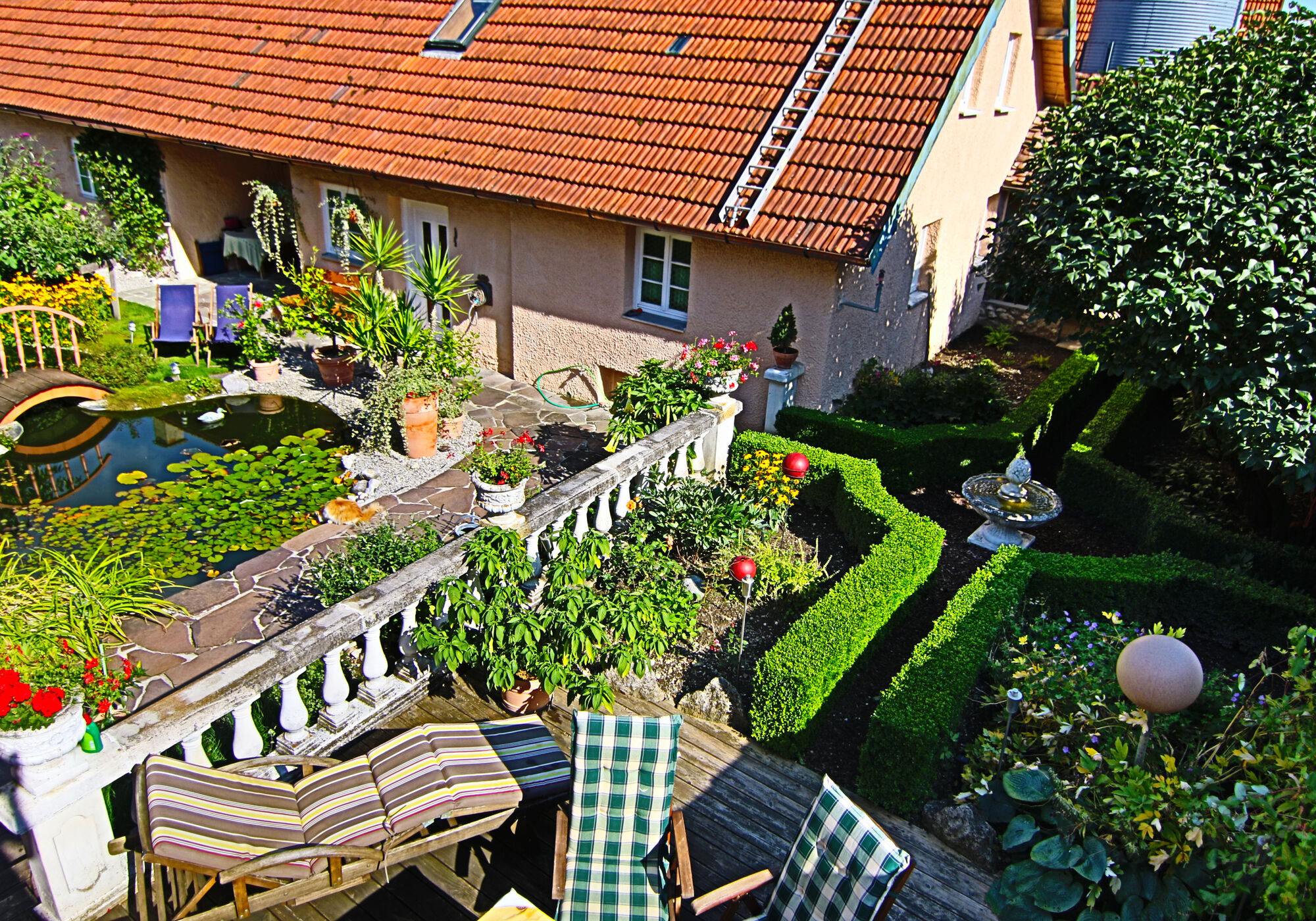 Gut ausgestattetes und gemütliches Gästehaus im Garten