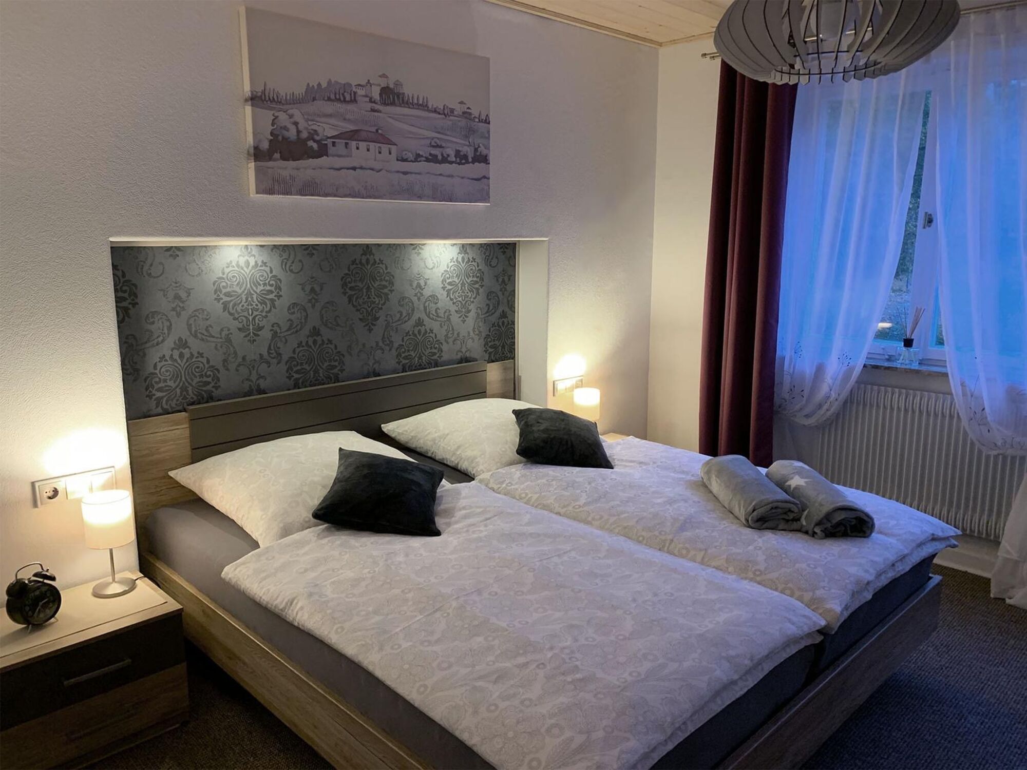 Schlafzimmer 1 mit Doppelbett